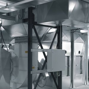 Heat energy exchange from the press exhaust air to the supply air