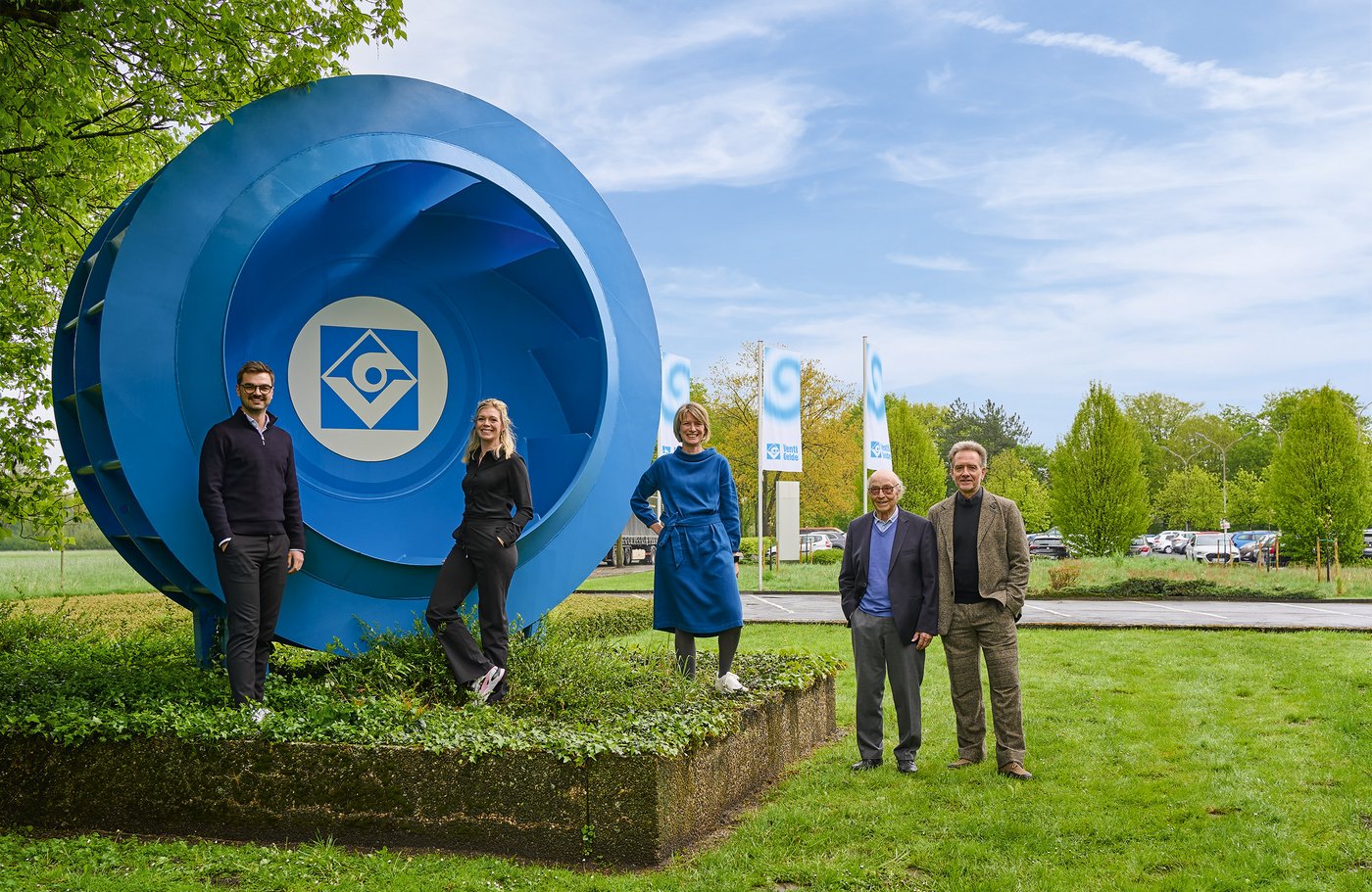 [Translate to Englisch:] Gruppenbild der Gesellschafter der Firma Venti Oelde