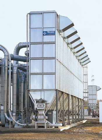 Reverse air filter with pneumatic conveying plant for dust and chips separation