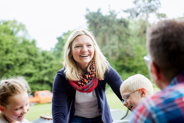 Employee Katharina Schütz with family