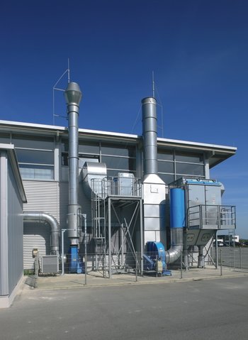 ROVAL filter for high-grade steel grinding dust with air return to the workshop and welding fume exhaust 