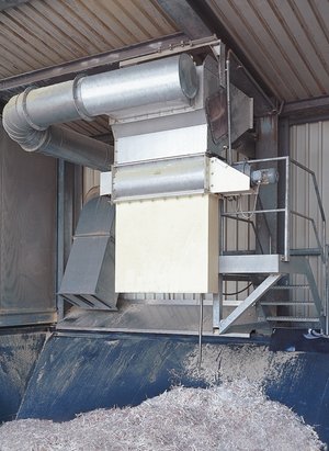 Screen separator for production waste