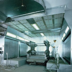 Supply air system for a paint spraying shop