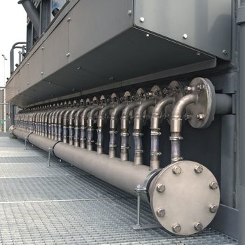 Dry extinguishing line on a filter system